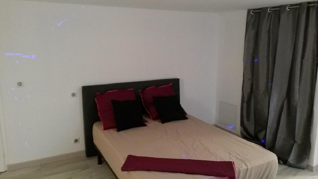 Apartament Safranier Townhouse Antibes Pokój zdjęcie
